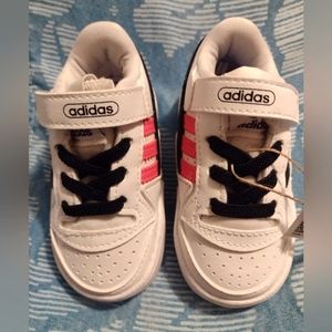 Adidas Toddler girls shoes